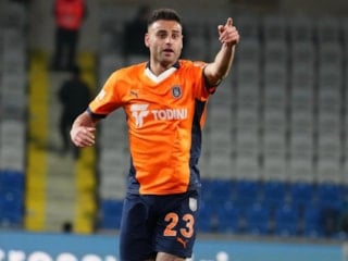 Konyaspor Başkanı Atiker, Deniz Türüç transferini duyurdu