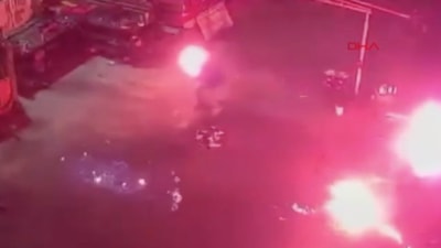 Şanlıurfa'da dehşet anları: Ateşe tiner döktü, alevler içinde kaldı