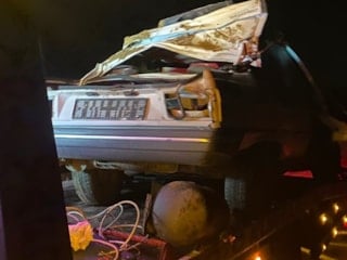 Kırşehir'de köpeğe çarpmamak için direksiyonu kıran araç takla attı