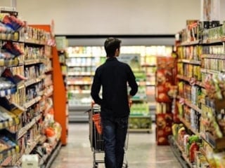 Market zincirlerinin pazar günü kapalı olması konusunda uzlaşıldı