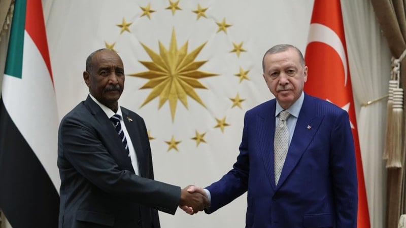 Cumhurbaşkanı Erdoğan, Sudan Egemenlik Konseyi Başkanı'nı kabul etti