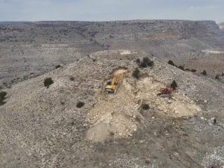 Karaman'da kepçeyle tarihi eser arayanlara operasyon: 14 gözaltı