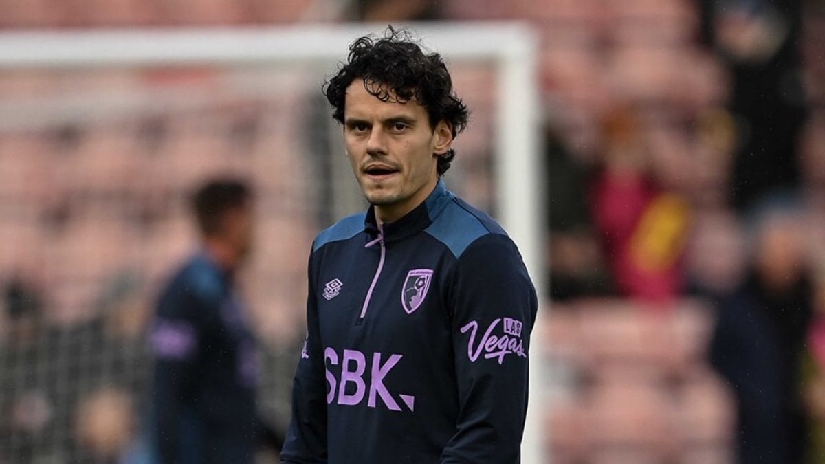 Enes Ünal, Premier Lig'den ayrılıyor!