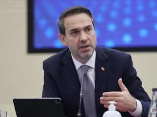 Alparslan Bayraktar: Kış saati uygulaması devam edecek