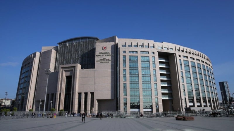 Uyuşturucu soruşturmasında 20 şüpheli adliyede