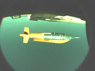 ASELSAN’ın KGK-84’ü F-16’dan atıldı, hedefi nokta atışıyla vurdu