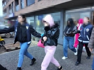 Kocaeli merkezli fuhuş operasyonu: 12 gözaltı, 14 kadın kurtarıldı