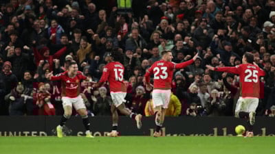 Manchester United, Newcastle United'ı tek golle yıktı