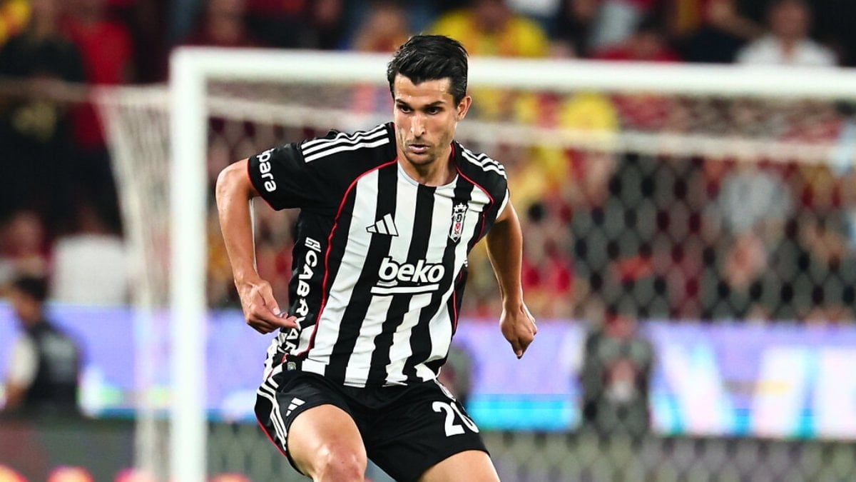 17 yıllık kariyer! Beşiktaş'tan bir Necip Uysal geçti