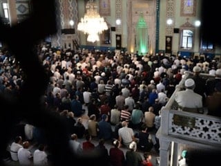 Ümit Yenişehirli yazdı: Tarih boyunca namaz karşıtlığı