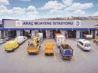 TÜVTÜRK araç sahiplerini uyardı: Muayene istasyonlarında “Pazar günü” kararı