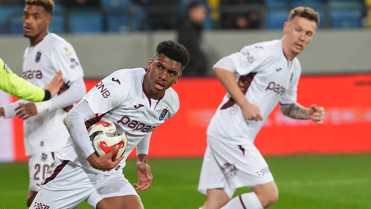 Trabzonspor'dan şampiyonluk sonrası en iyi ilk yarı performansı