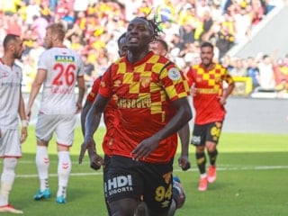 Isaac Solet'ten kafa karıştıran Göztepe paylaşımı