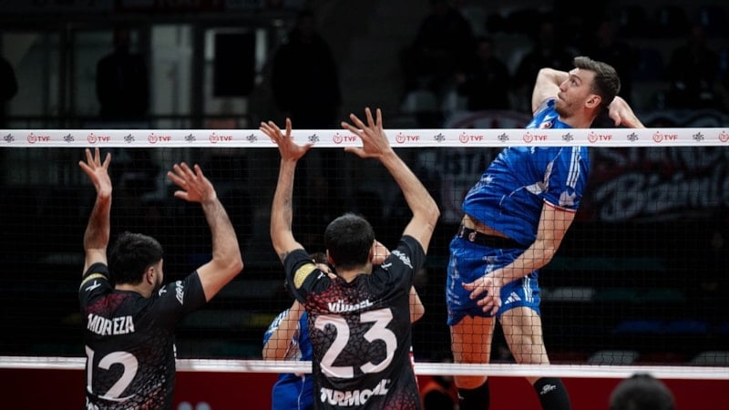 Halkbank, İstanbul Gençlik'i yendi