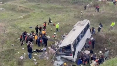 İstanbul'da otobüs kazası: Ölü ve yaralılar var
