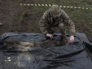 Ukrayna’da gönüllülerden cephede insanlık görevi