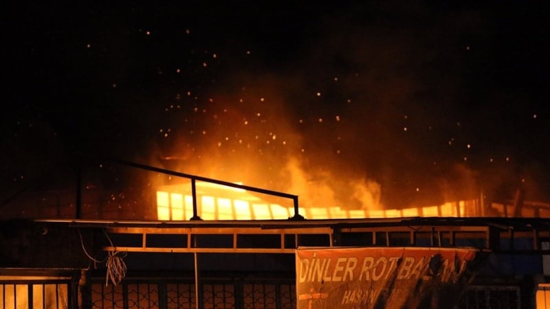 Hatay'da sanayi sitesinde yangın
