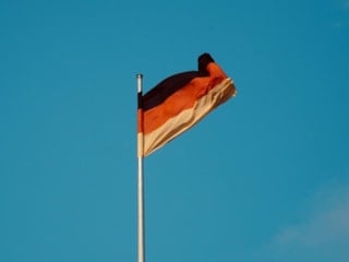 Almanya'da başörtülü kadına ırkçı saldırı