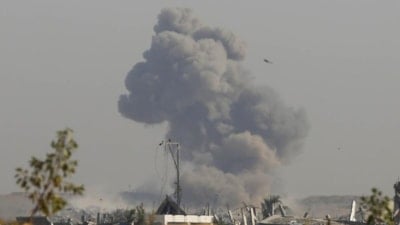 İsrail ateşkese rağmen Gazze'ye saldırılarını sürdürüyor