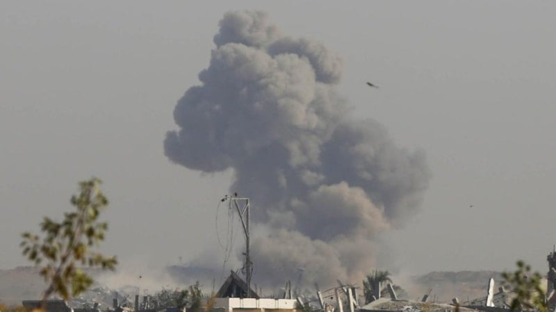 İsrail ateşkese rağmen Gazze'ye saldırılarını sürdürüyor