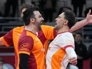 Galatasaray, Bursa Büyükşehir Belediyespor'a set vermedi