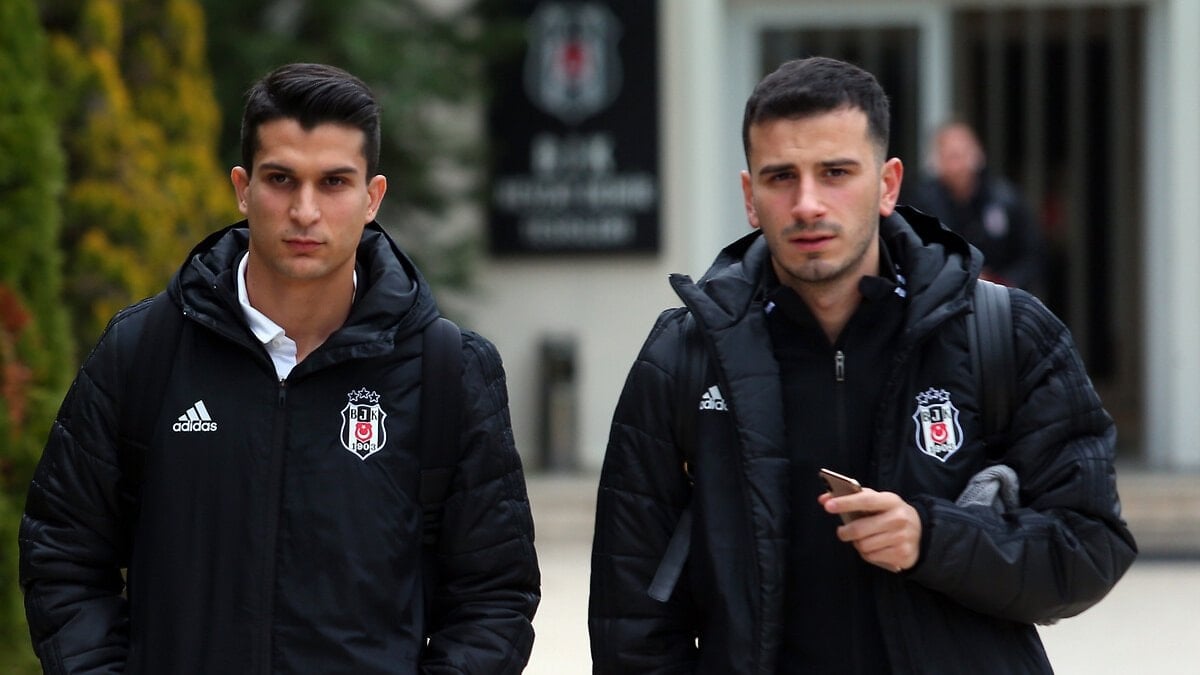 Oğuzhan Özyakup'tan Beşiktaş yönetimine tepki!