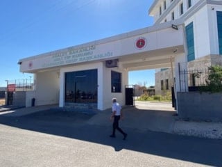 Diyarbakır'da eşini boğup, cesedini araziye gömdü