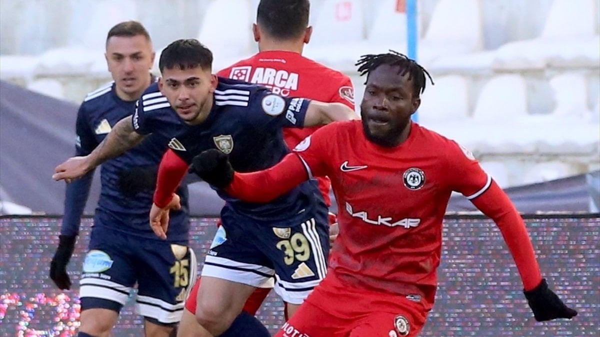 Erzurumspor FK'ya Çorum FK karşısında tek gol yetti