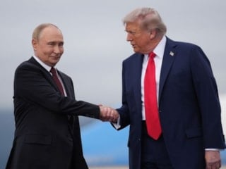 ABD Başkanı Trump, Vladimir Putin ile telefonda görüştü