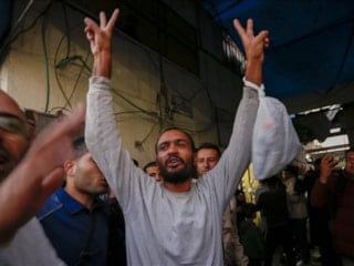 İsrail, Gazze'de 10 Filistinli esiri serbest bıraktı