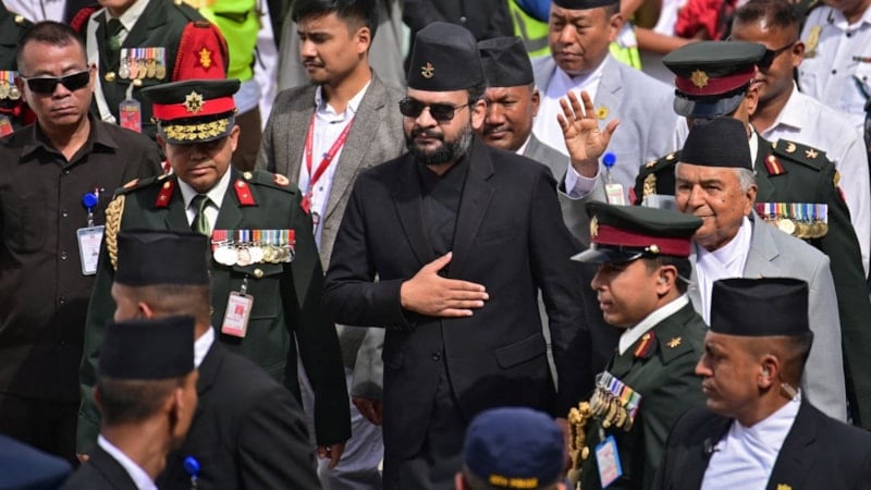 Nepal'de eski rapçi başbakan adayı oldu