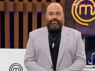 MasterChef'te düğün var: Somer Şef teklif etti! İşte müstakbel eşi...