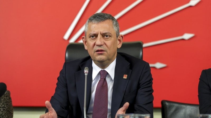 Özgür Özel: İmamoğlu'nun adaylığında ısrarlıyız