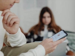 Ekran süresine dikkat: Bu saatten fazlası hasta ediyor...