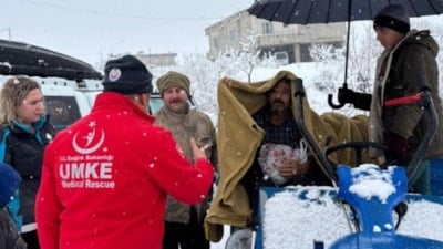 Siirt’te mahsur kalan diyaliz hastası tahliye edildi