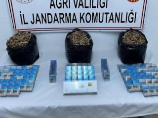 Ağrı'da kaçak sigara ve safran tohumu ele geçirildi