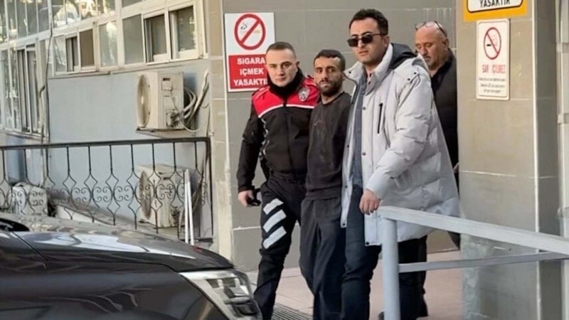 Aydın'da 34 yıl hapis cezası bulunan firari mutfak dolabında yakalandı