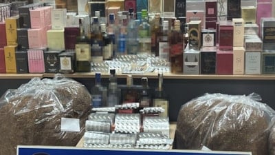 Edirne'de yılbaşında satılmak istenen kaçak içki ve uyuşturucuya operasyon