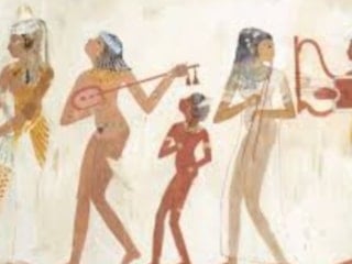 Ümit Yenişehirliyazdı: Eski çağlardan günümüze ‘değişik’ yılbaşı adetleri