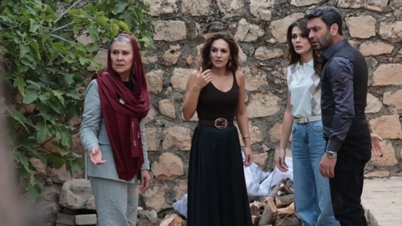 Uzak Şehir'de talihsizlik! Mahsur kaldılar...