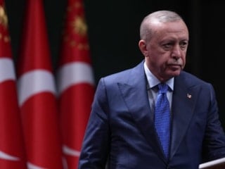 Cumhurbaşkanı Erdoğan'dan şehit polislerin ailelerine başsağlığı