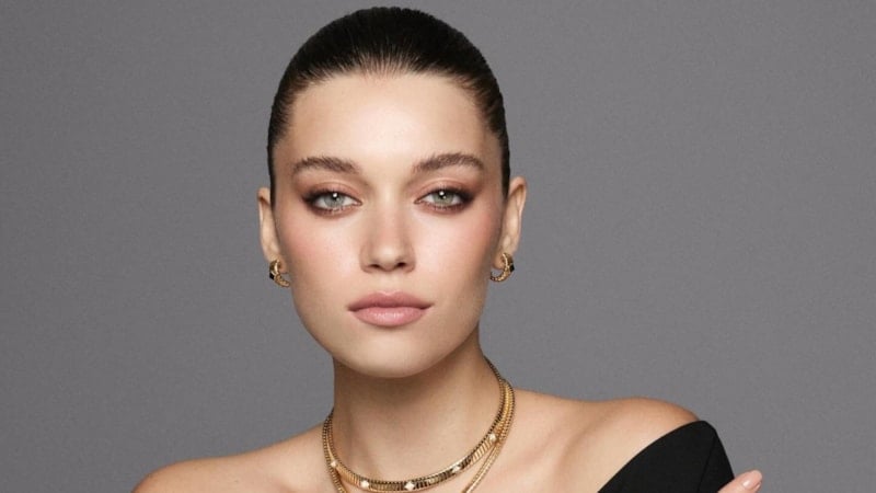 Afra Saraçoğlu'ndan 2025'e veda paylaşımı