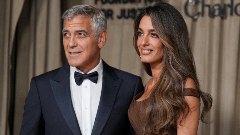Hollywood yıldızı George Clooney ve ailesi, Fransa vatandaşı oldu