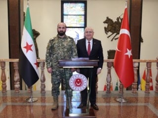 Yaşar Güler, Ankara’ya gelen Suriye Genelkurmay Başkanı Nureddin Ali Na’san’ı kabul etti