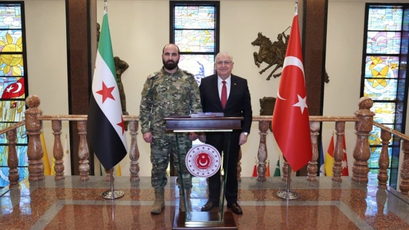 Yaşar Güler, Ankara’ya gelen Suriye Genelkurmay Başkanı Nureddin Ali Na’san’ı kabul etti