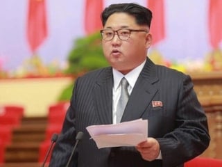 Kuzey Kore liderinden çok namlulu roketatar üretiminin artırılması talimatı