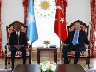 Cumhurbaşkanı Erdoğan, Somali Cumhurbaşkanı Mahmud ile bir araya geldi
