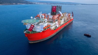 Yıldırım ve Çağrı Bey gemileri Türkiye'nin derin deniz sondaj filosuna eklendi