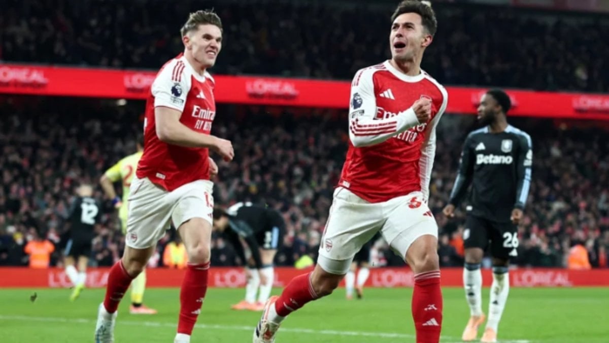 Premier Lig lideri Arsenal, 2025'i galibiyetle kapadı