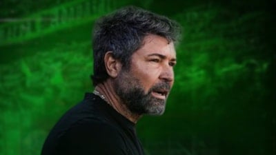 Sakaryaspor'un yeni teknik direktörü Hakan Kutlu oldu